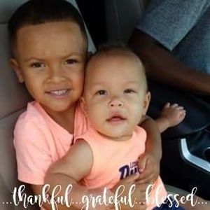 Meet your Posher, Dee